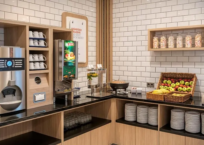 Express - Frankfurt - Westend, An Ihg 酒店 2*