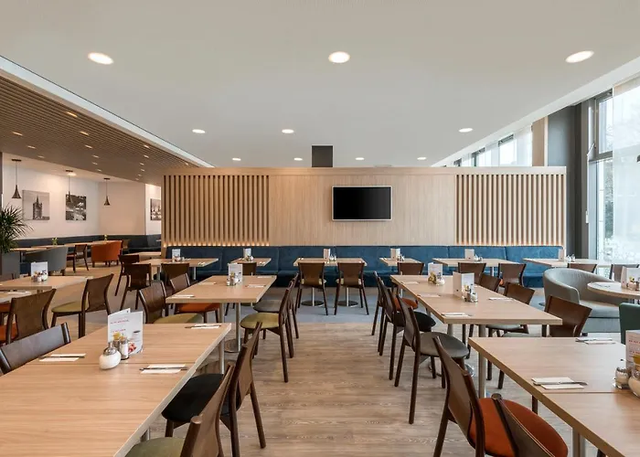Express - Frankfurt - Westend, An Ihg 美因河畔法兰克福